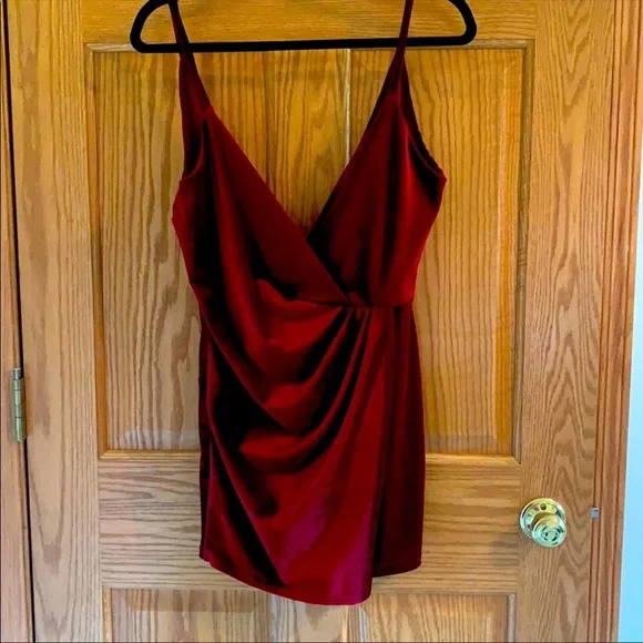 Windsor Maroon Red Elegant Romper Womens US Size Medium - Picture 4 of 5